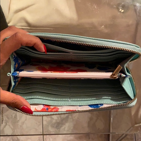 Aldo Wallet - Picture 3 of 3